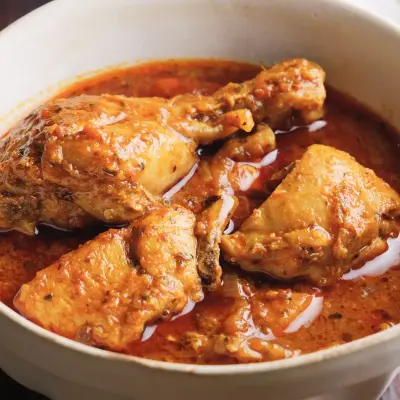 CHICKEN CURRY